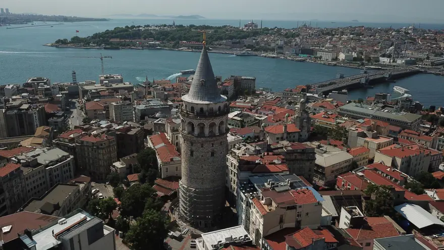 Galata Kulesi'nde restorasyon ebabil kuşlarının yuvaları nedeniyle ertelendi 13