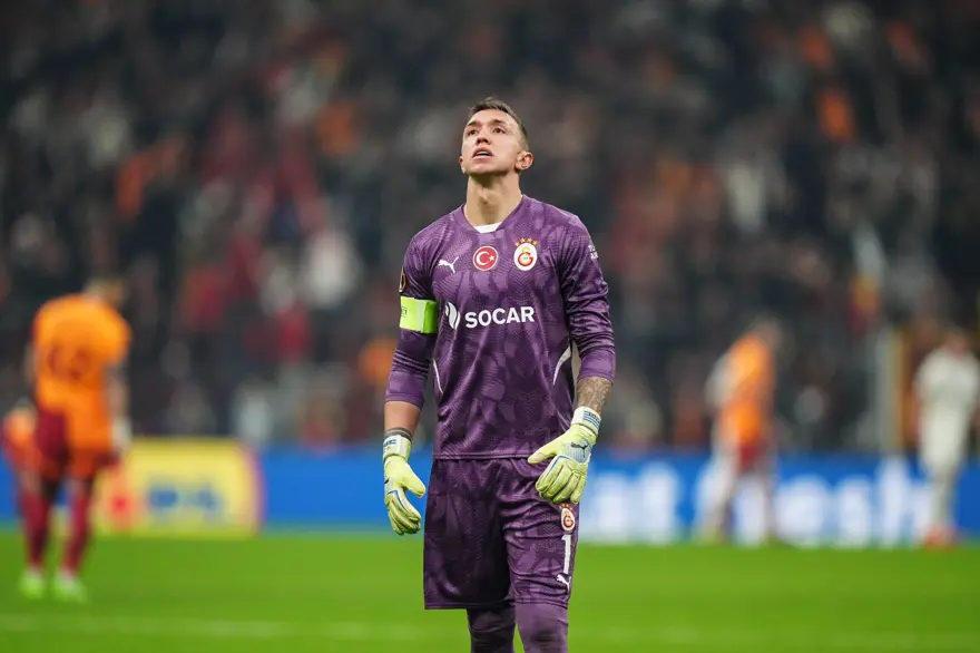 MUSLERA TARİHE GEÇECEK 4