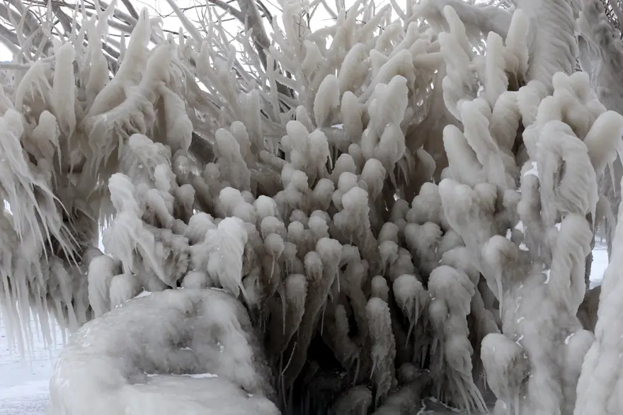 Antartika değil Çıldır Gölü: "Ağlayarak dondu" 7