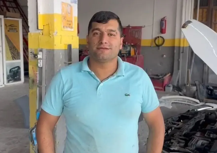 Karga arabanınanahtarını alıp kaçtı, çalışanlar peşinden koştu 3