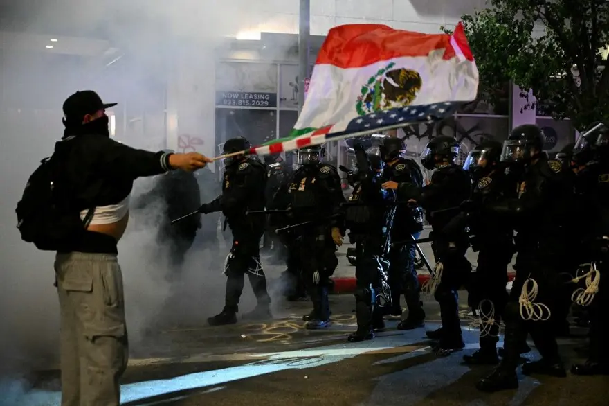 "TRUMP'IN ASKERİ AĞI" 2