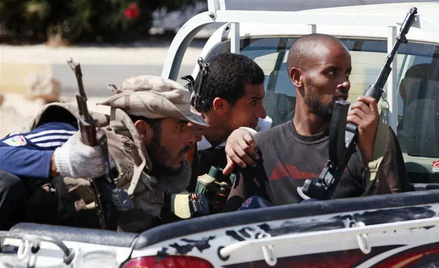 Kaddafi'nin kalesi düştü 35 Kaddafi'nin kalesi düştü 35