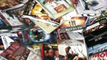 4 milyon kitap ve 10 milyon CD: Hepsi korsan