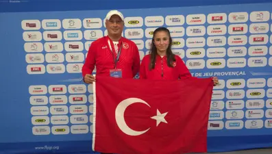 Samsunsporlu Yağmur dünya 3.'sü oldu