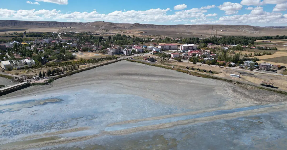 Geçen yıl alarm veriyordu, Ulaş Gölü resmen kurudu