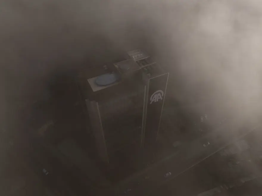 İstanbul yeni güne sisle başladı 12