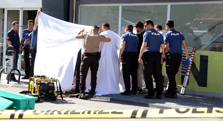 Saatler sonra bulunan ceset genç şarkıcıya ait çıktı 7