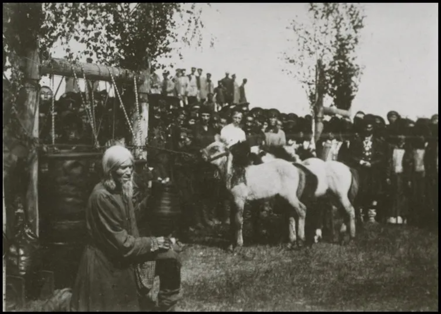 Bilim kurgu değil Türk boylarının 111 yıllık fotoğrafları. Gizemli heykeller, gelişmiş aletler, tanıdık kıyafetler (106 fotoğrafla gizemli Türk tarihi) 20
