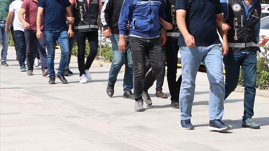 İstanbul merkezli 7 ilde FETÖ operasyonu: 19 gözaltı