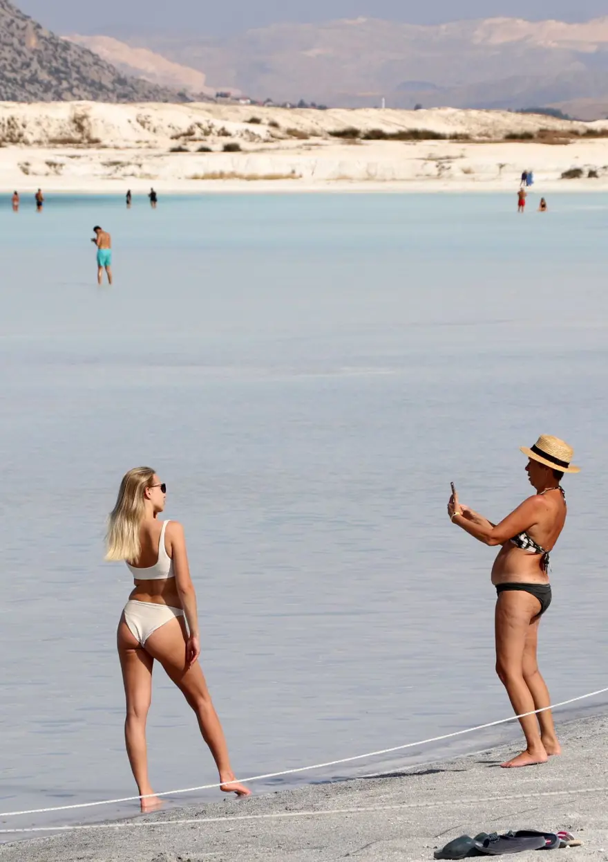 'Türkiye'nin Maldivleri' Salda Gölü'ne ziyaretçi akını: 600 bin turist ağırladı 11