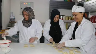 Bayrama 1 hafta kala yoğunluk başladı: Siparişlere yetişmeye çalışıyorlar