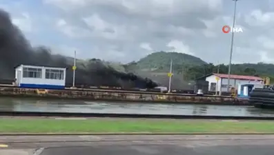 Panama Kanalı’nda yangın: Geçişler durduruldu
