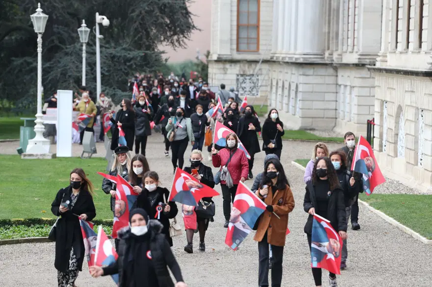 Büyük Önder Atatürk Dolmabahçe'de anıldı 25