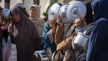 Gazze'de bir gün: "Yüreğim sıkışmış halde dünyaya mesaj gönderiyorum"