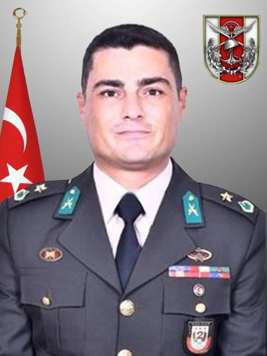 Şehit binbaşıya gözyaşlarıyla veda 