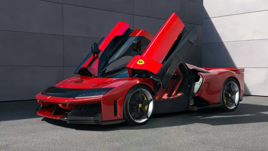 Ferrari F80 tanıtıldı: Sadece 799 adet üretilecek 2
