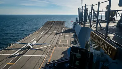 Bayraktar TB3'ten TCG Anadolu gemisine başarılı 4 sorti