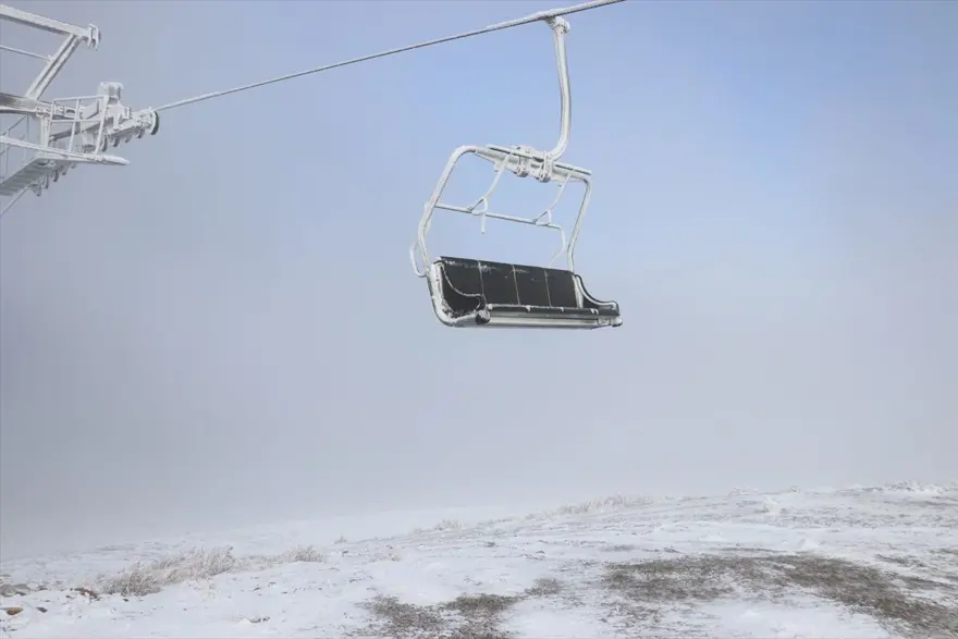 'Anadolu'nun yüce dağı' Ilgaz'a mevsimin ilk karı yağdı 8