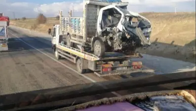 Ankara'da feci kaza: 2 ölü, 2 yaralı