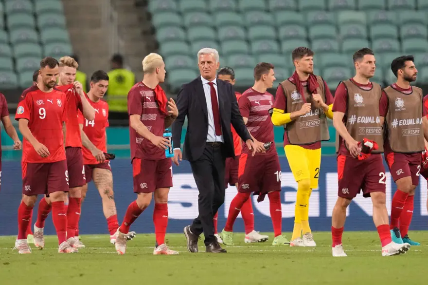 Samsunspor'dan kovuldu, EURO 2020'de Fransa'yı eledi 6