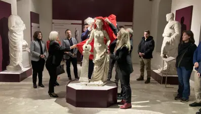 Amasra'da 1800 yıllık su perisi heykeli bulundu