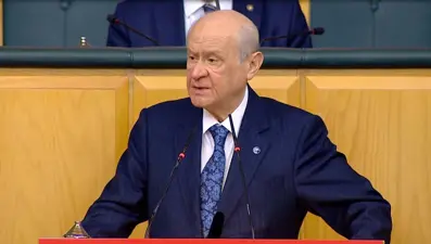 Bahçeli'den gençlere çağrı