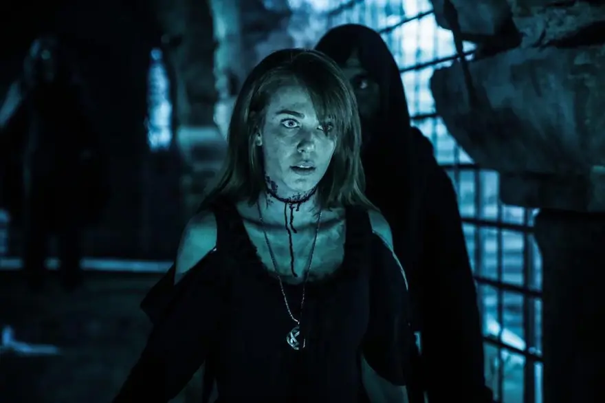 Elçin Sangu, Nilperi Şahinkaya ve Kerem Bürsin aynı projede buluştu 3 Elçin Sangu, Nilperi Şahinkaya ve Kerem Bürsin aynı projede buluştu 3