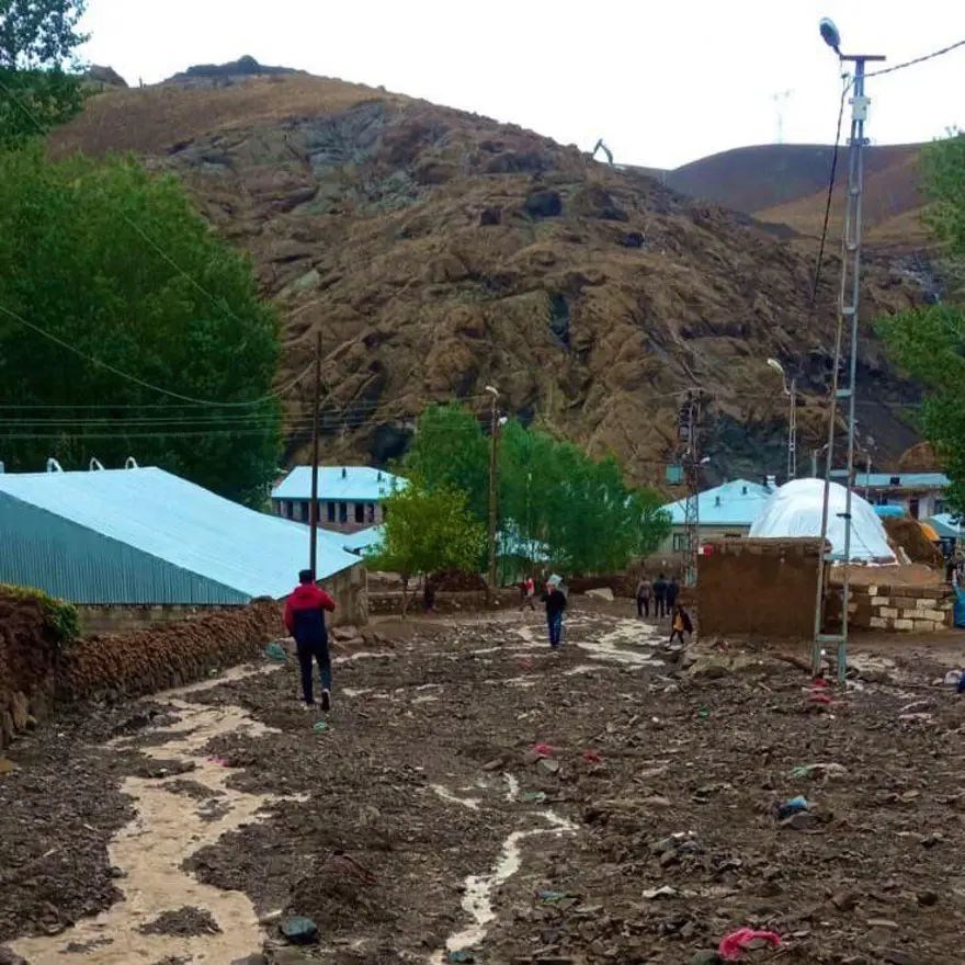Van'da sağanak sele yol açtı 7
