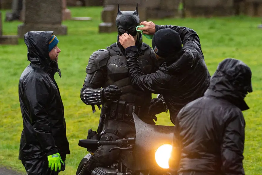 The Batman filminden ilk set fotoğrafları 5 The Batman filminden ilk set fotoğrafları 5