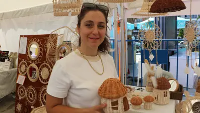 Bambu çubuklarından ürettiği ürünler geçim kapısı oldu