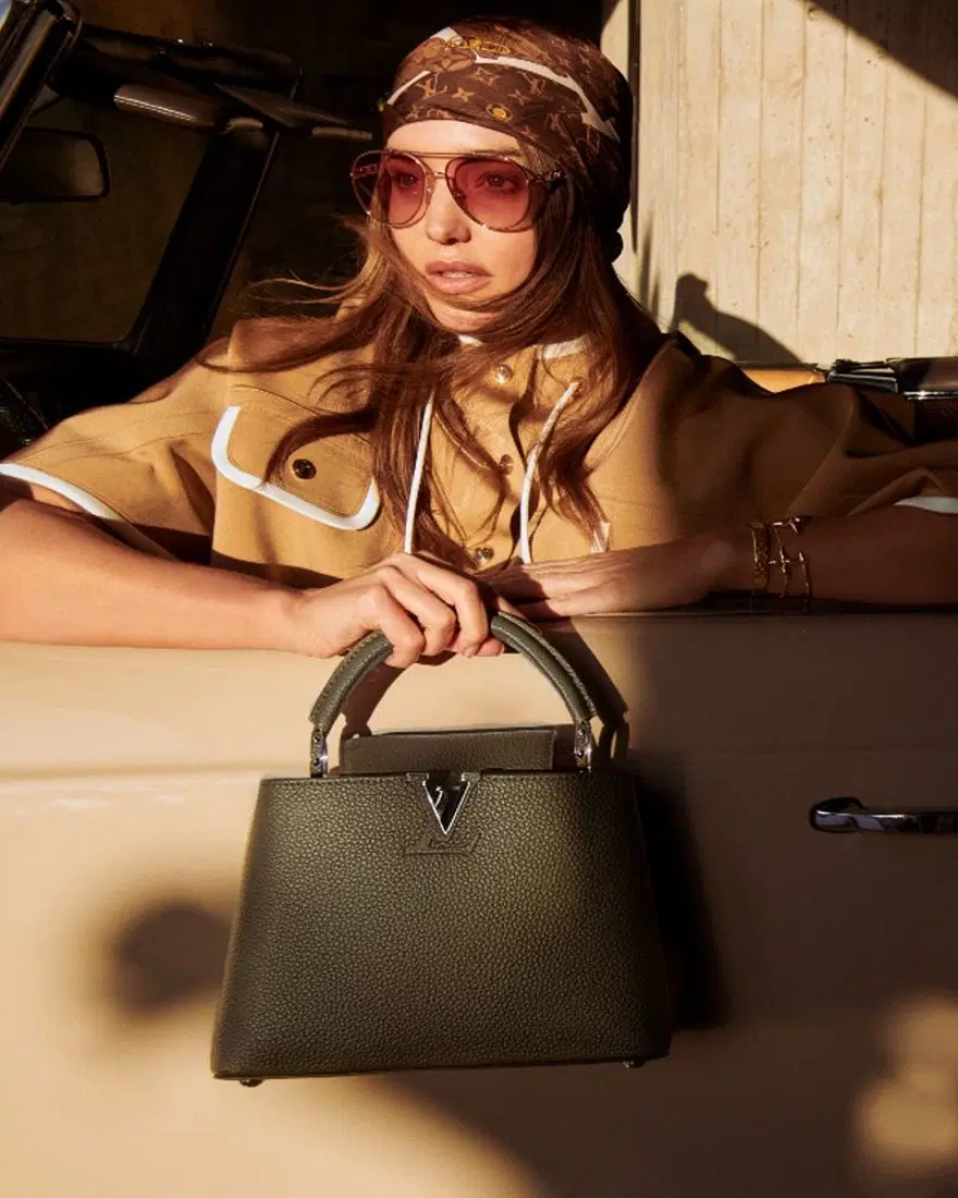 Miranda Kerr'den 70'ler esintili Louis Vuitton kampanyası 4