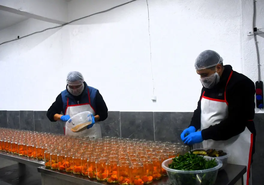 Bilecik'ten ABD, Kanada ve Almanya'ya gönderildi: Hardal tohumlu turşu ile ihracata hazırlanıyorlar 3 Bilecik'ten ABD, Kanada ve Almanya'ya gönderildi: Hardal tohumlu turşu ile ihracata hazırlanıyorlar 3