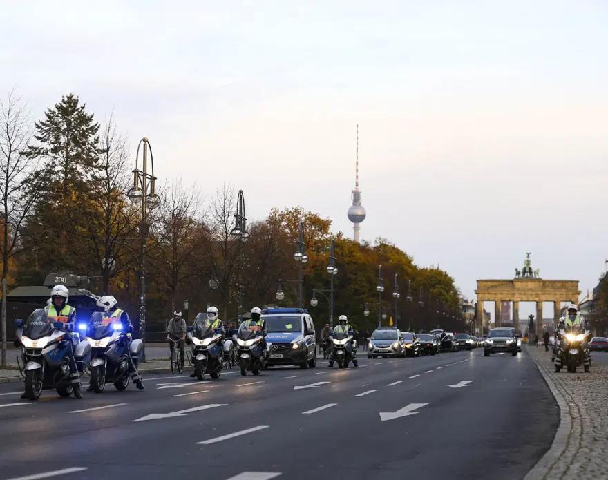 Berlin'de zafer konvoyu 6 Berlin'de zafer konvoyu 6