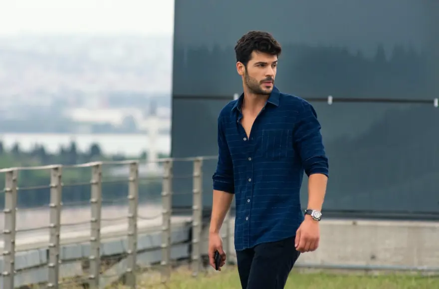 Sol Yanım'ın Selim'i Tolga Mendi: Normal hayatımda bile Selim gibi düşünüyorum 5 Sol Yanım'ın Selim'i Tolga Mendi: Normal hayatımda bile Selim gibi düşünüyorum 5
