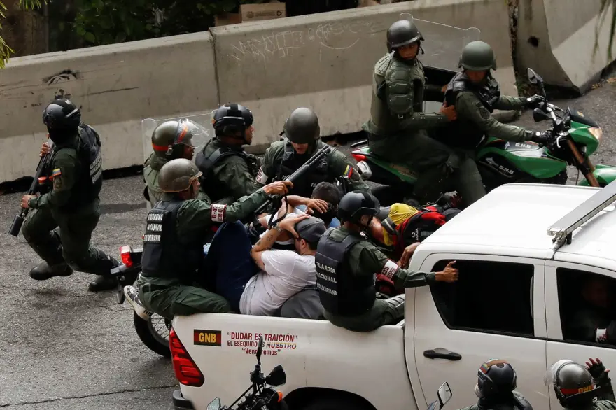 Venezuela'da seçim protestoları sürüyor: "Vandallık yapanların sabıkası kabarık" 4