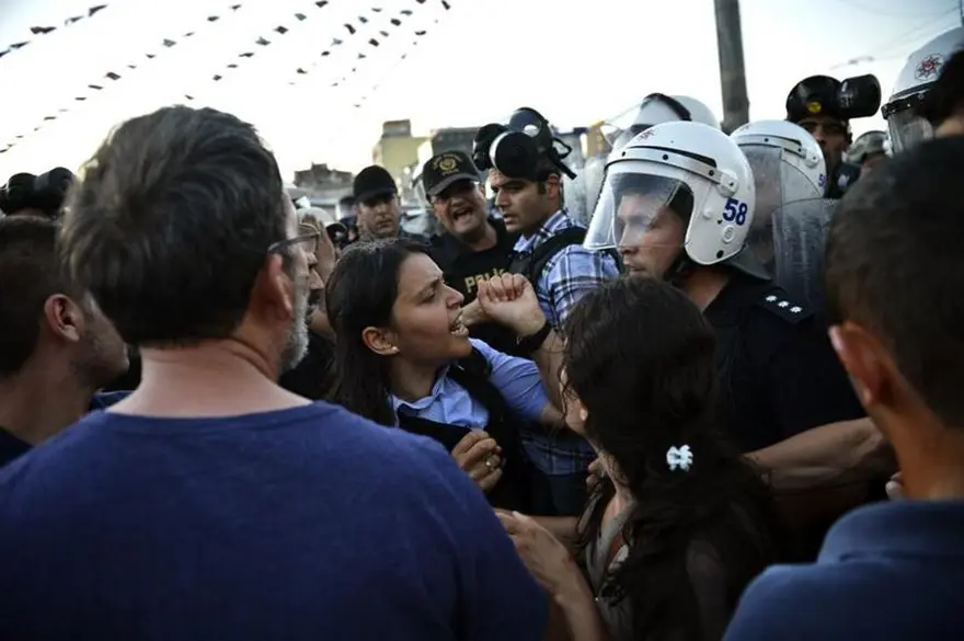 Taksim'de gerginlik 23