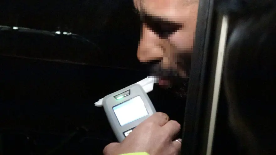 8. kez alkollü yakalandı: Ehliyetine 2060 yılına kadar el konuldu 2 8. kez alkollü yakalandı: Ehliyetine 2060 yılına kadar el konuldu 2