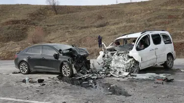 İmranlı Belediye Başkanı Murat Açıl, trafik kazasında hayatını kaybetti