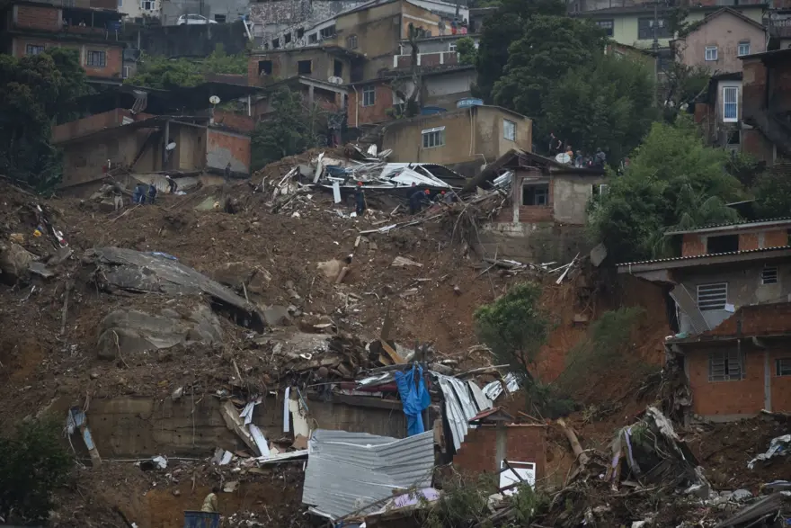 Brezilya’daki sel felaketinde ölenlerin sayısı 104’e çıktı 3 Brezilya’daki sel felaketinde ölenlerin sayısı 104’e çıktı 3