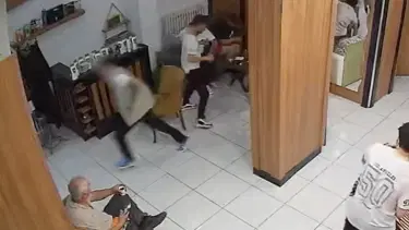 Kuaförde silahlı saldırı: Husumetlisine kurşun yağdırdı