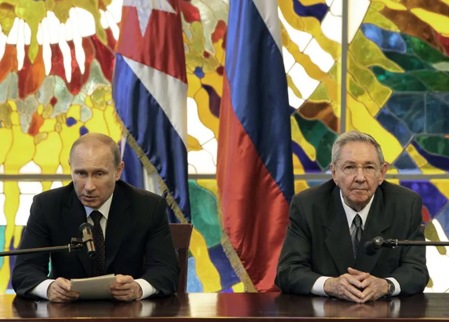 Putin Küba'da 17
