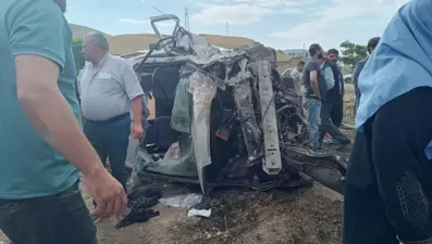 Kavşakta feci kaza: 4’ü ağır 6 yaralı