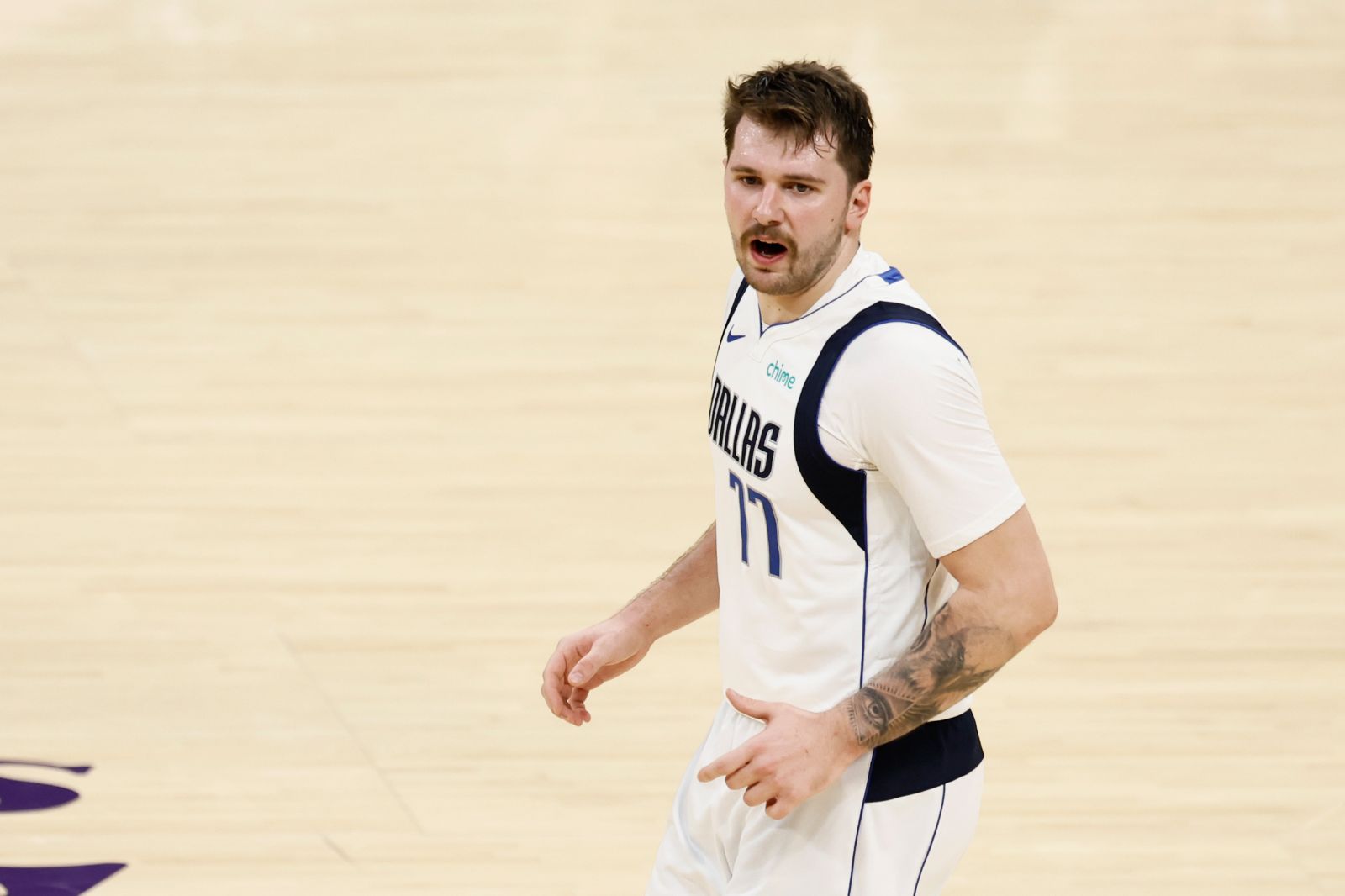Luka Doncic'in triple-double'ı galibiyet getirdi
