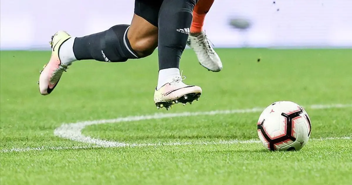 Hakemi darbeden futbolcu ile kulüp yöneticisne tutuklama