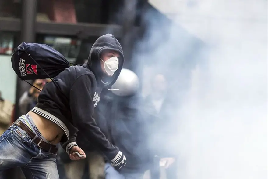 İtalya'da tepki çeken müdahale 18