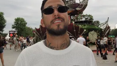 Bozkurt işareti yapan DJ Mahmut Orhan'ın İsviçre'deki tüm konserleri iptal edildi