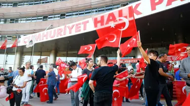 CHP'de ilk sonuçlar sevinçle karşılandı