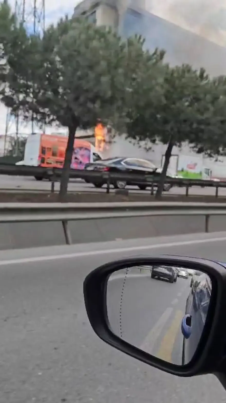 İstanbul'da özel okulda korkutan yangın 4