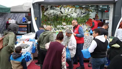 Tezgahta bollaştı, fiyatlar düştü: 100 liraya kadar geriledi