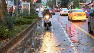 Bağdat Caddesi'ndeki bisiklet yolu tehlike saçıyor
